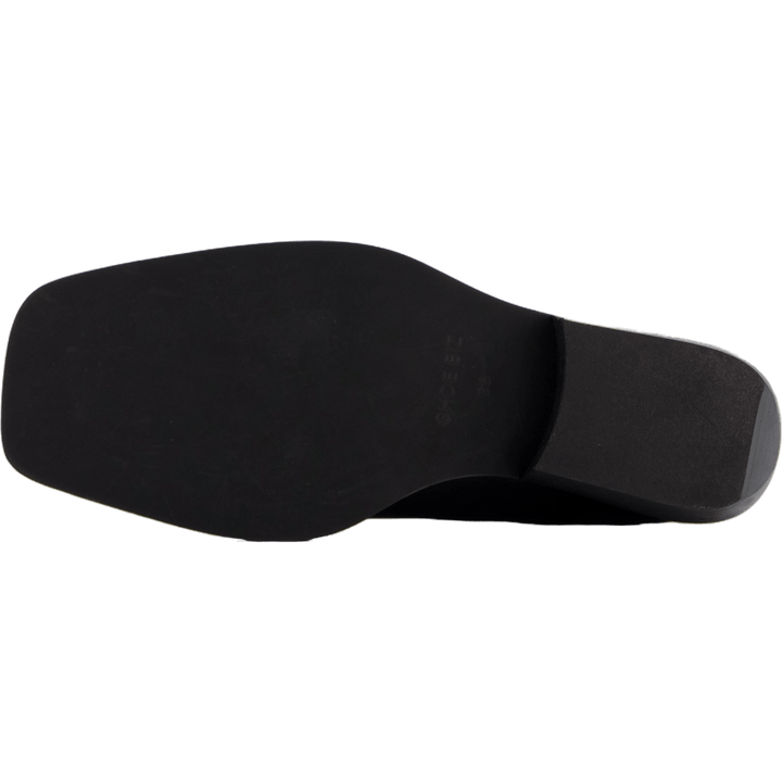 Anine Black