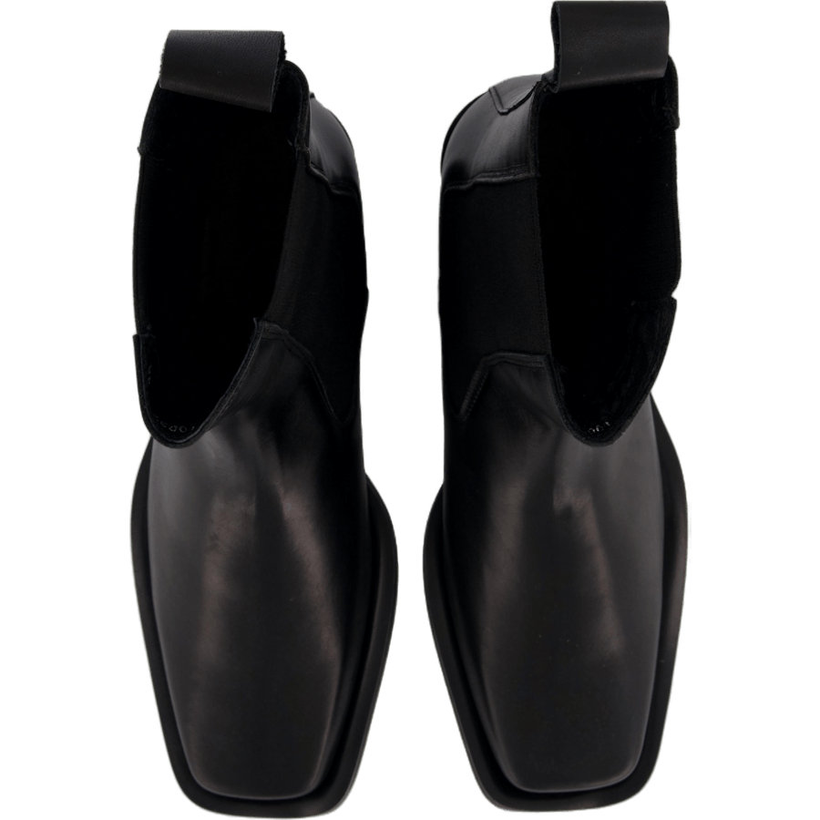 Anine Black