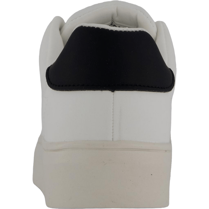 Cleo W Black