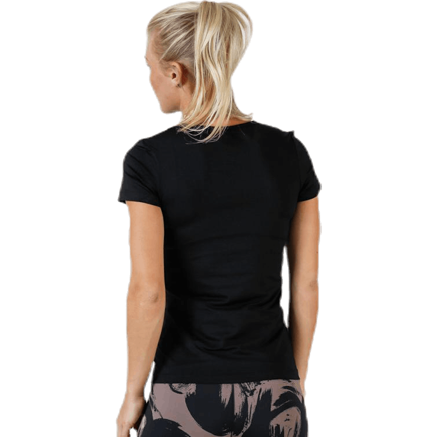 Tričko Essentials Black