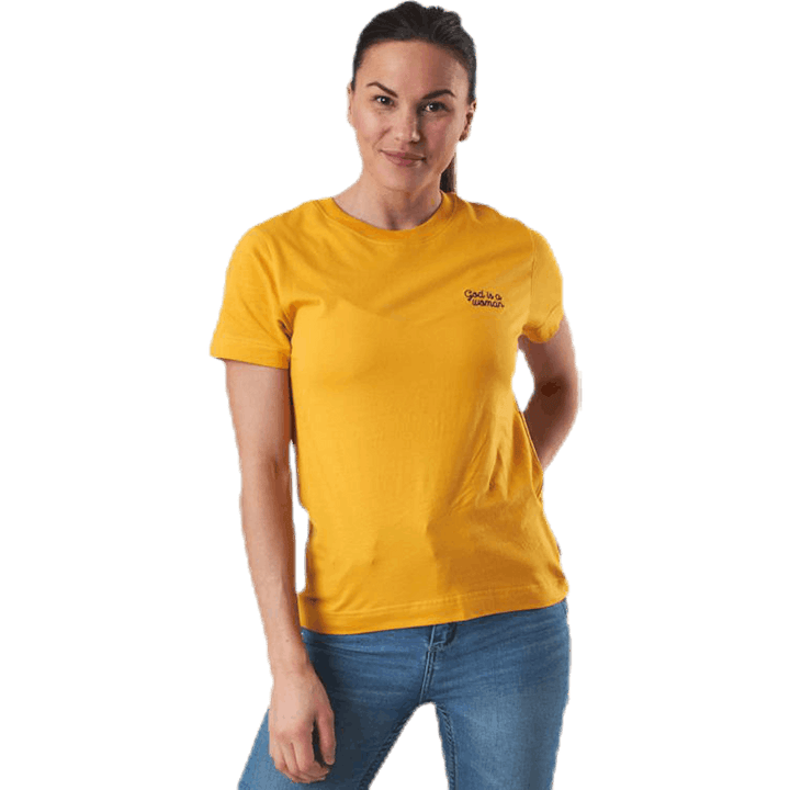 Mysen Dieu est une femme jaune