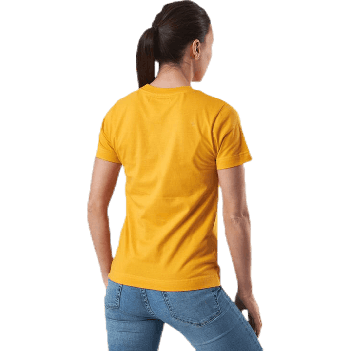 Mysen Dieu est une femme jaune