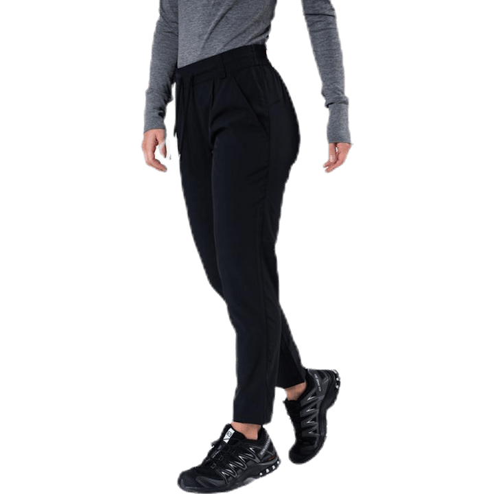 Skien Pants Black