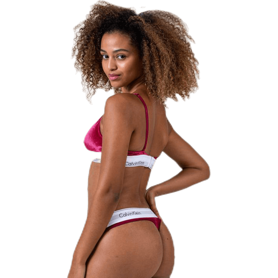 Unlined Triangle Red
