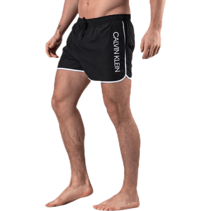 Core Solid Short Runner Must