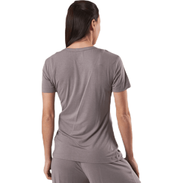 Sophisticated Modal S/S V-Neck Beige