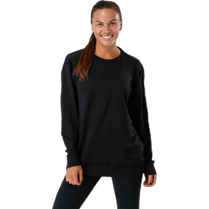 Studio Crew Top LS Black