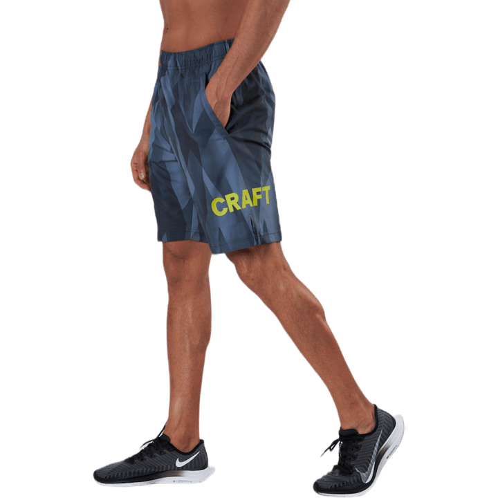 Core Charge Shorts mustriga