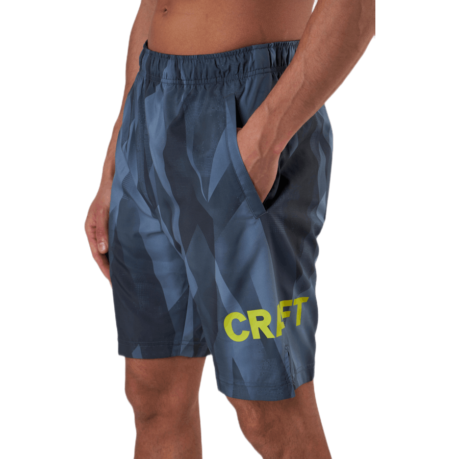 Core Charge Shorts mustriga