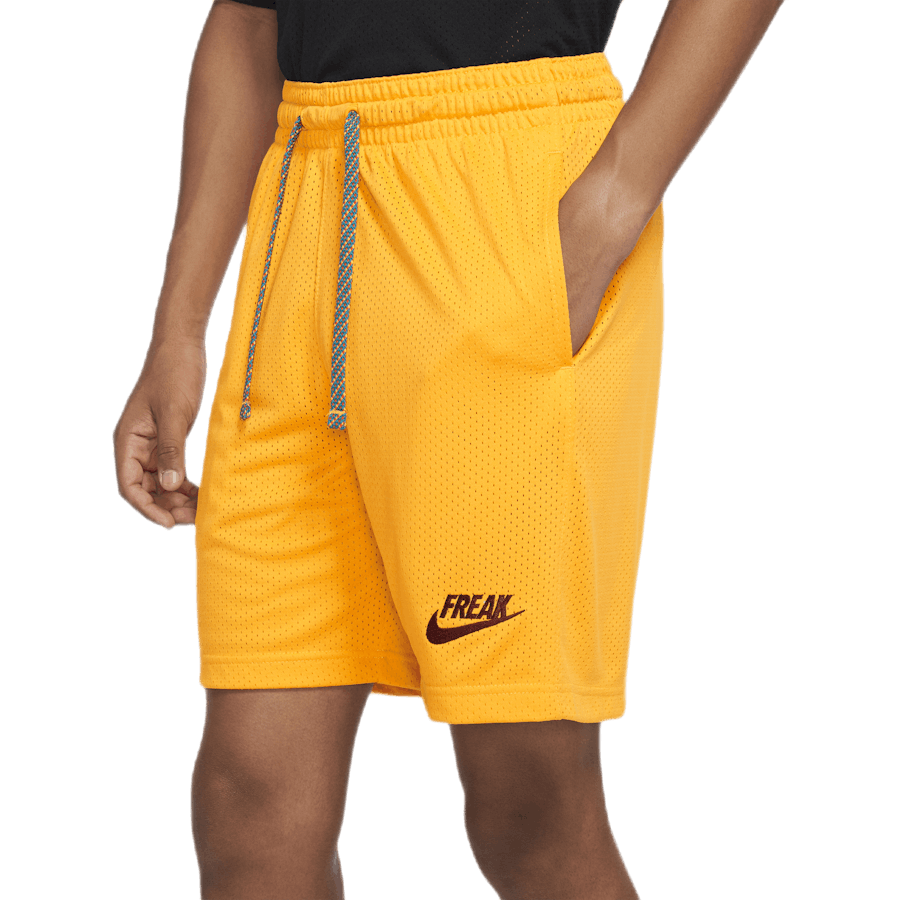Giannis Short University Mystic Dates